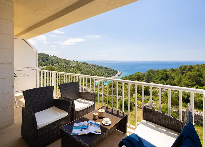 Sunlight Hvar 赫瓦尔